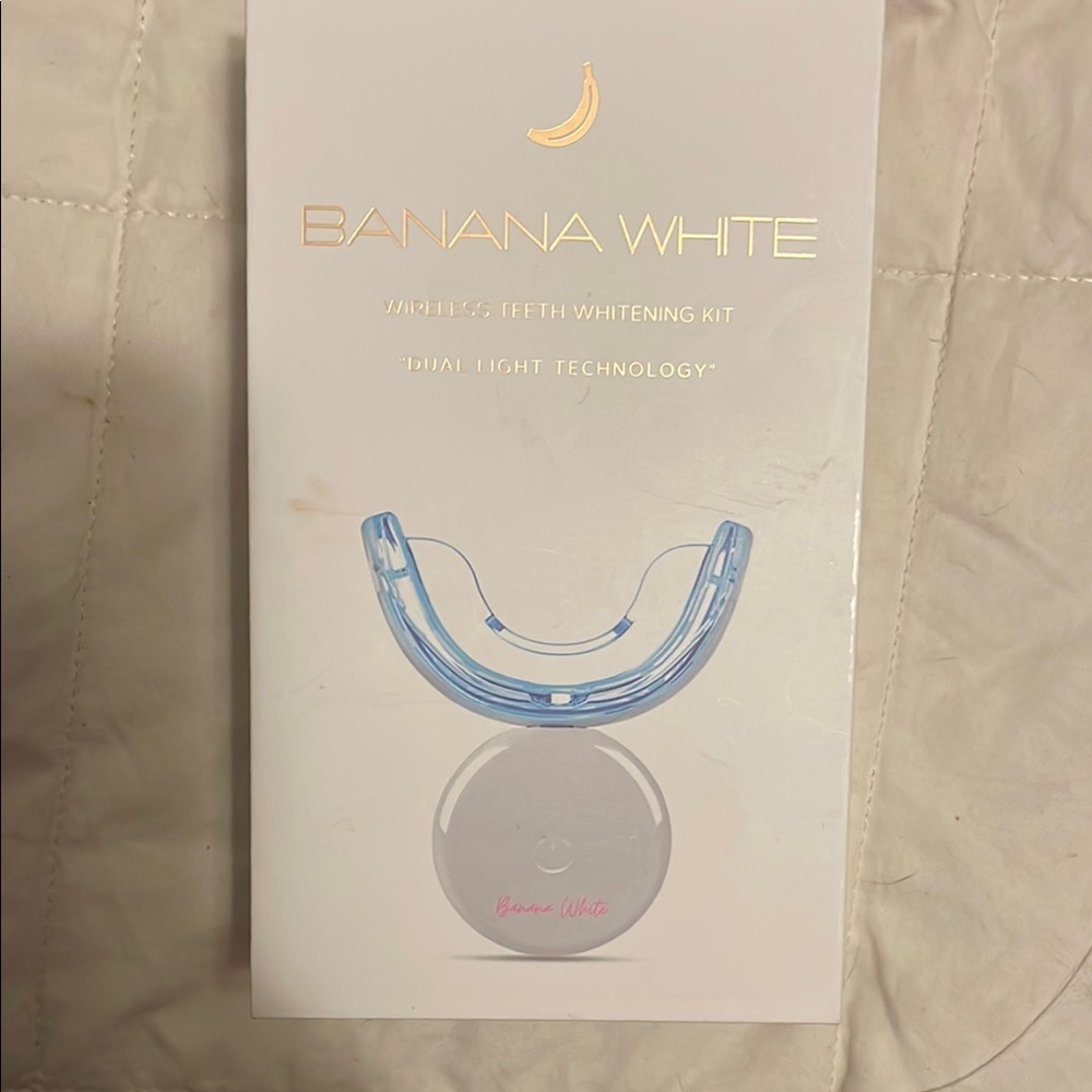 New Banana White wireless Teeth Whitening Kit